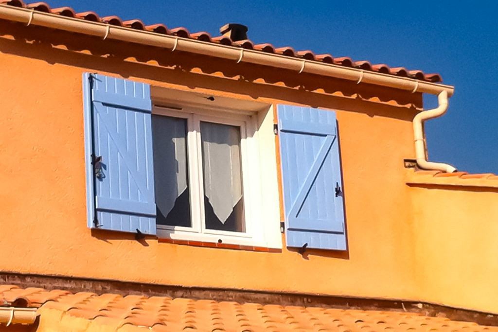 volets 2 vantaux motorisés